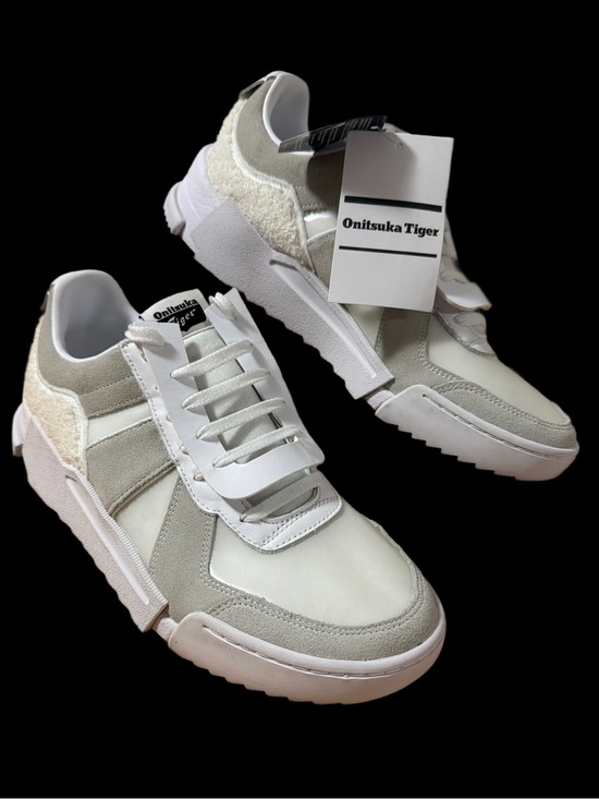 Onitsuka Tiger by Asics Other - Onitsuka Tiger D-Trainer Slip-On Beige & White Low-Top Men’s size 10.5 NWT